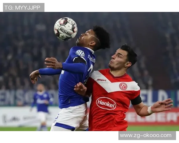 佐布阿汉与伊蒂哈德的巅峰对决揭示足球战术的较量与激情碰撞