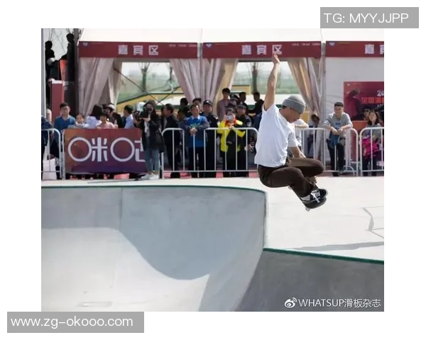 北京滑板队在世界攀岩锦标赛中的团队协作表现分析与点评